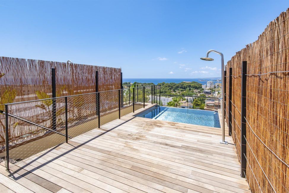 Neubau Duplex-Penthouse mit Dachterrasse und Pool in Palma