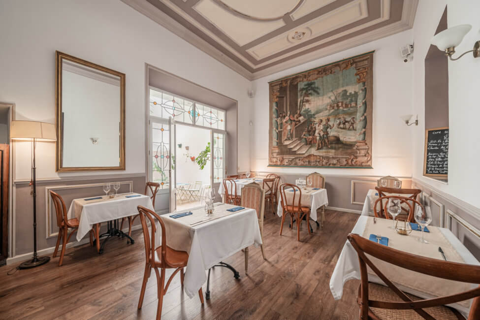 Traditionelles Herrenhaus mit eleganten Café und Pool in Sóller