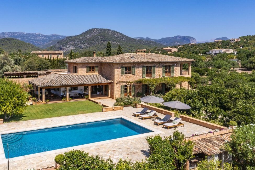 Exklusive, rustikale Finca mit Pool und tollem Bergblick in Santa Maria