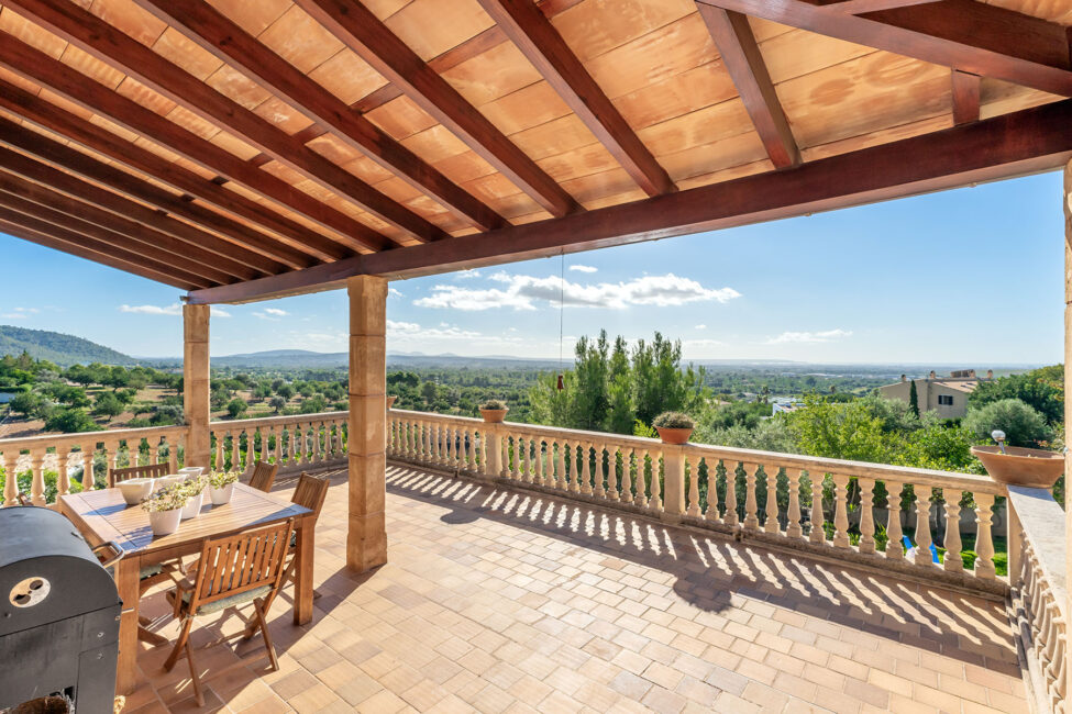 Fantastic country style villa with pool and panoramic views in Sa Coma de Bunyola